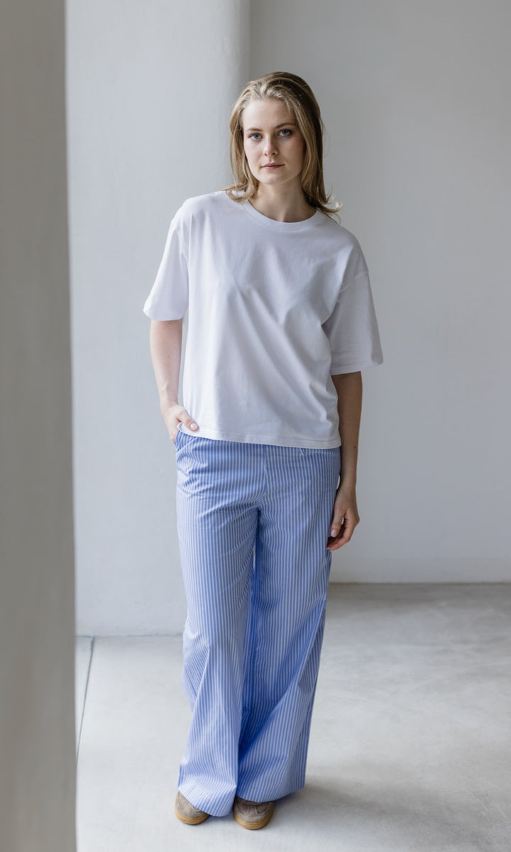 Oversized T-Shirt in Weiß - abricot coco