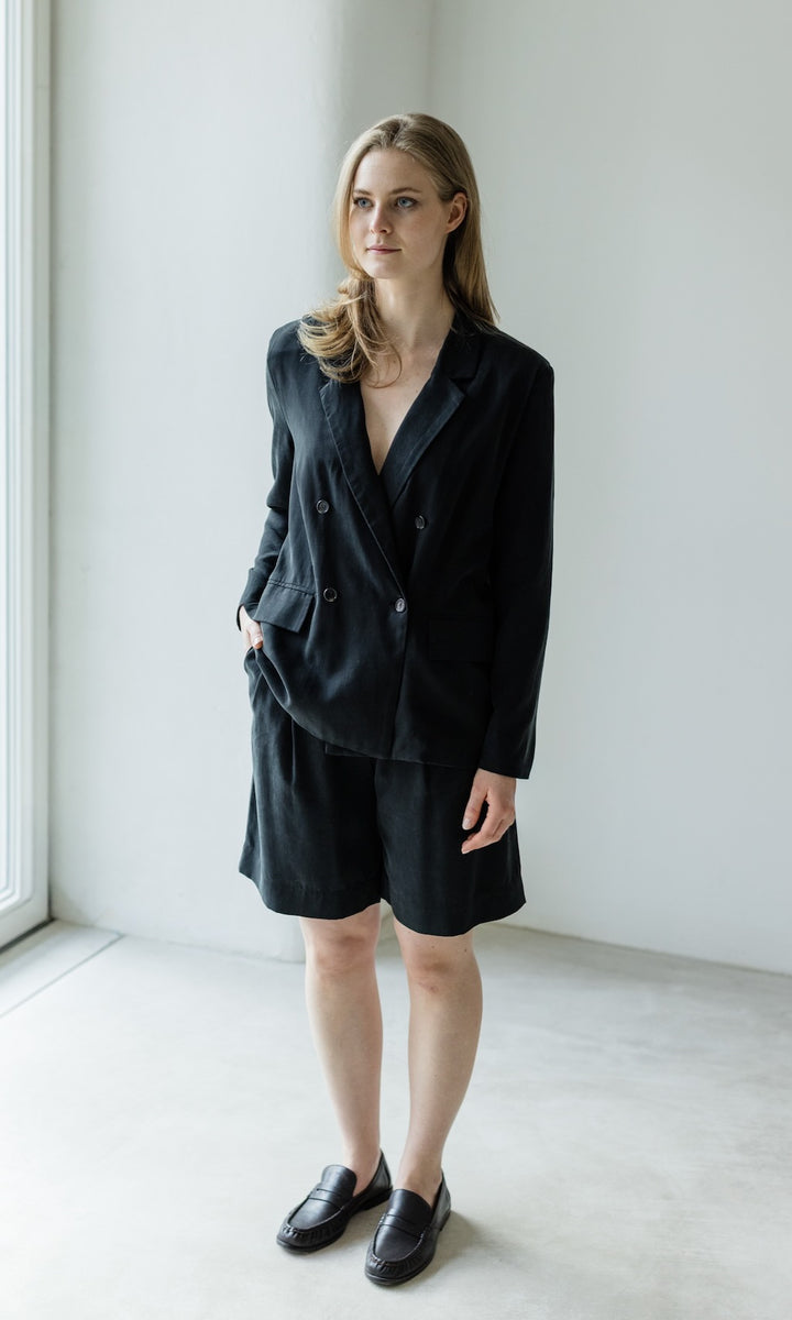 Loose Fit Blazer aus Lyocell | in schwarz - abricot coco
