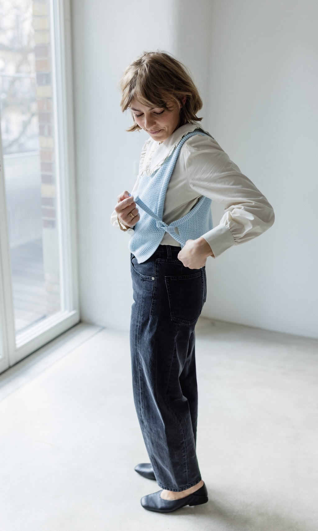 Pullunder mit seitlichem Bindedetail Hellblau aus Bio Baumwolle - abricot coco