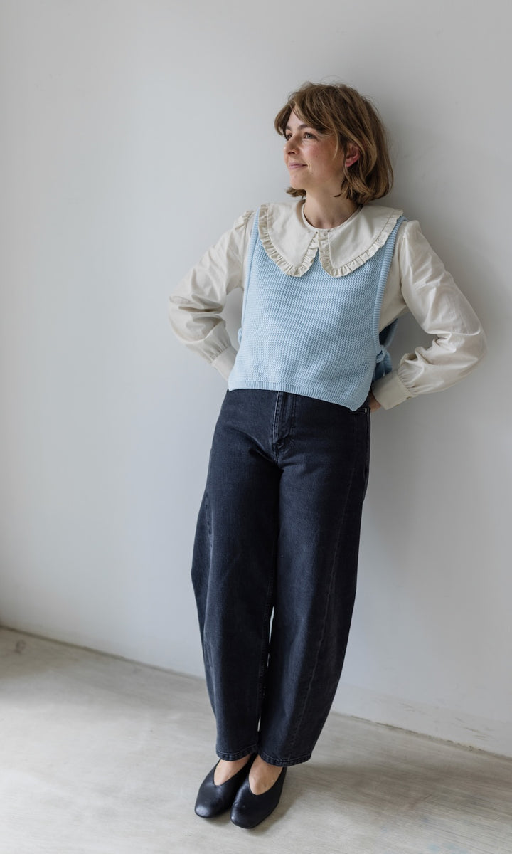 Pullunder mit seitlichem Bindedetail Hellblau aus Bio Baumwolle - abricot coco