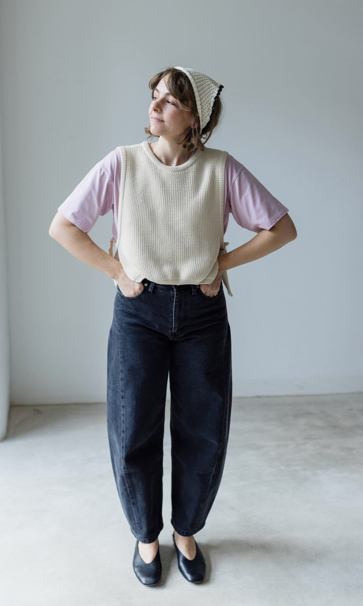 Pullunder mit seitlichem Bindedetail in Creme aus Bio Baumwolle - abricot coco