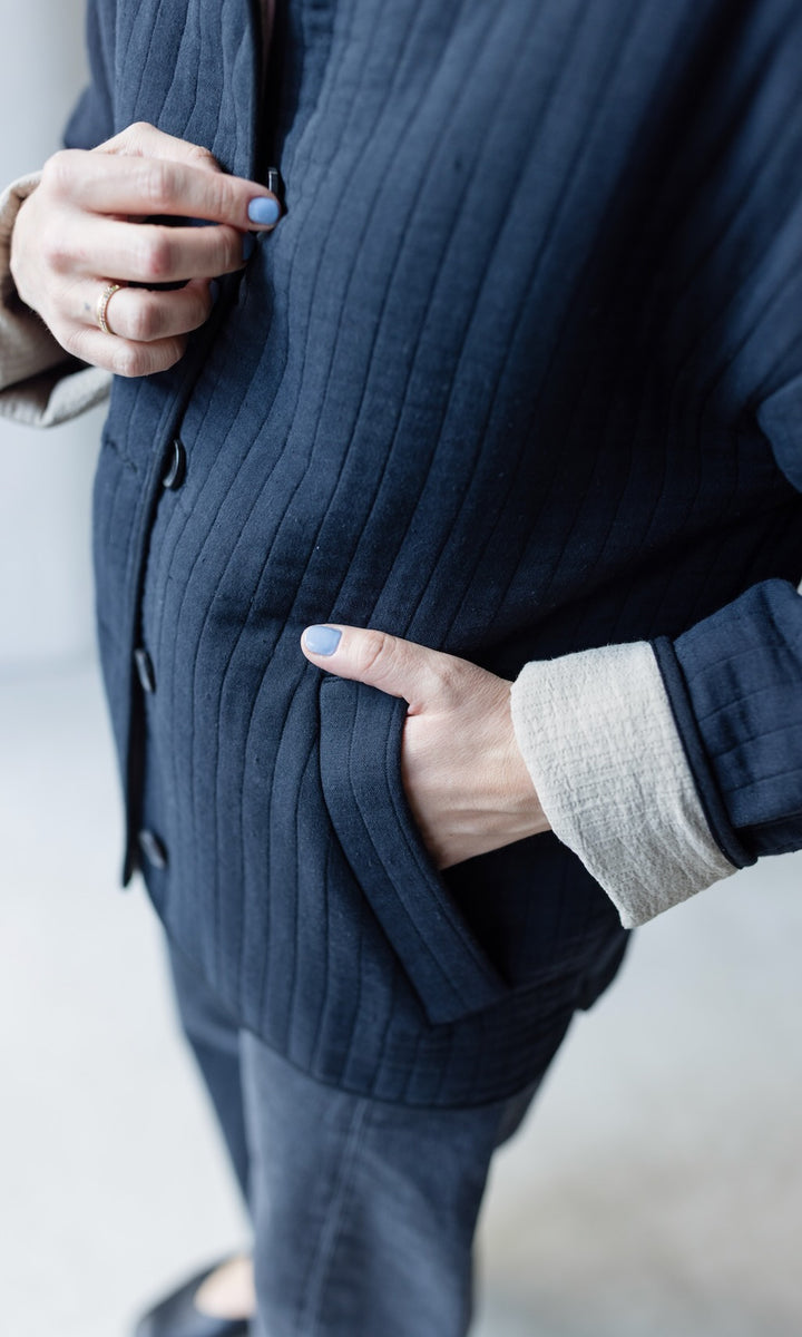 Leichte Oversized Steppjacke Yumiko aus Bio Baumwolle