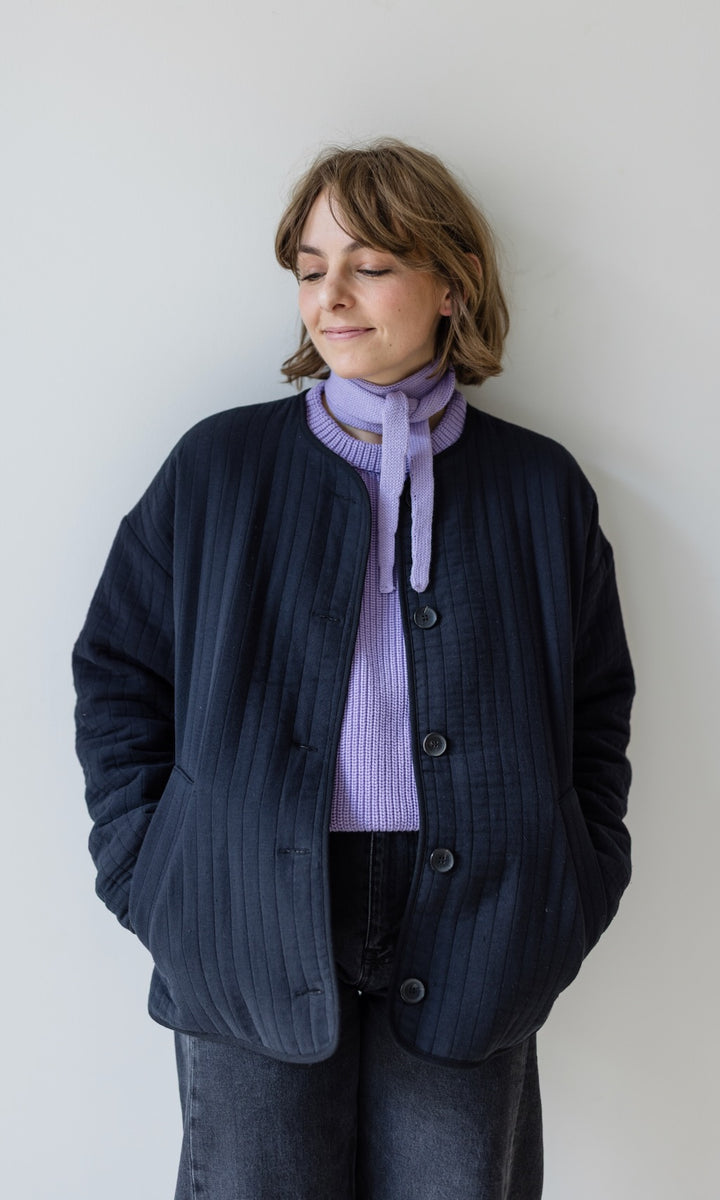 Kleiner Strickschal zum Binden Flieder aus Bio Baumwolle