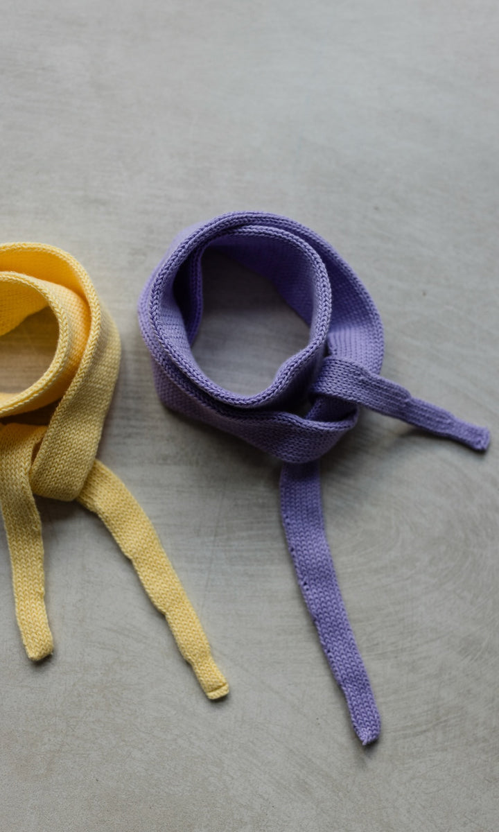 Kleiner Strickschal zum Binden Flieder aus Bio Baumwolle