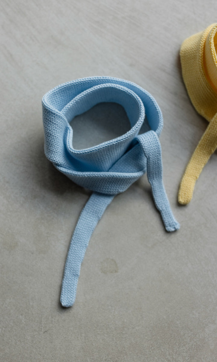 Kleiner Strickschal zum Binden Hellblau aus Bio Baumwolle - abricot coco