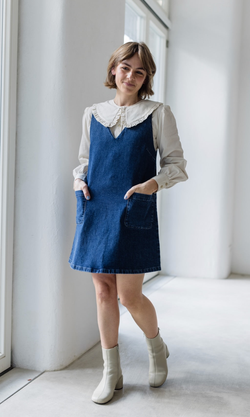 Kurzes Jeanskleid Audrey in Denim Blau aus Bio Baumwolle