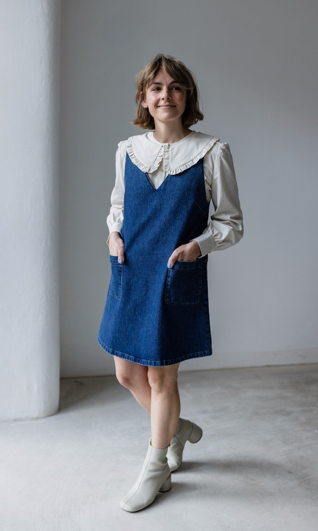 Kurzes Jeanskleid Audrey in Denim Blau aus Bio Baumwolle