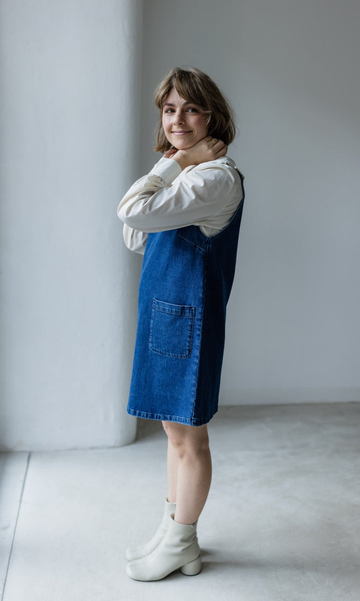Kurzes Jeanskleid Audrey in Denim Blau aus Bio Baumwolle