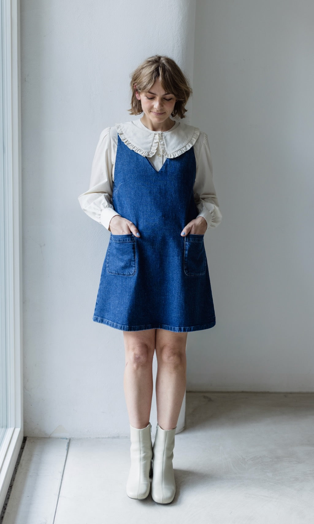 Kurzes Jeanskleid Audrey in Denim Blau aus Bio Baumwolle