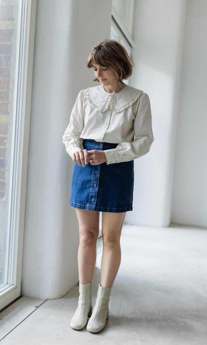 Mini Jeans Rock in klassischem Denim Blau aus Bio Baumwolle - abricot coco