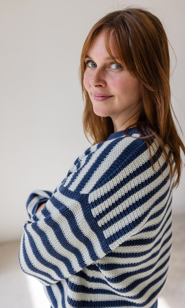 Gestreifter Strickpullover aus Baumwolle
