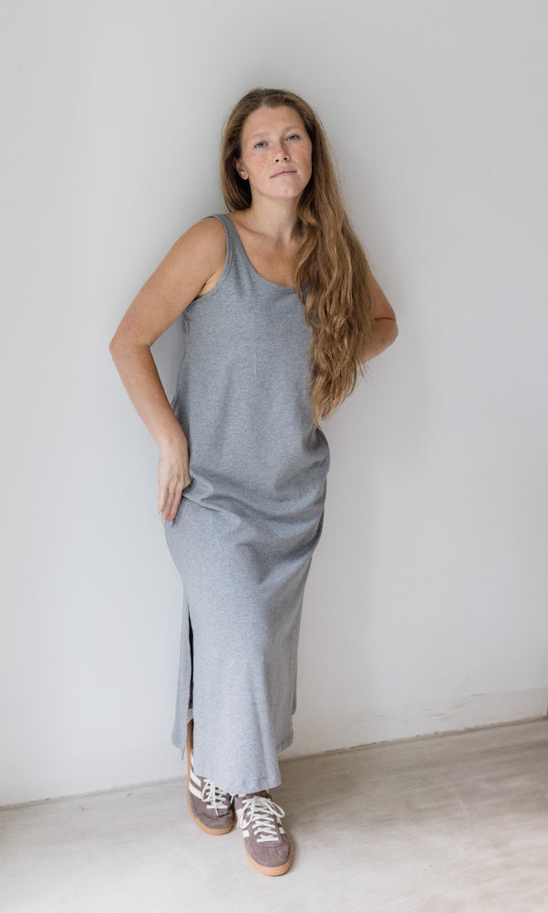 Jersey Trägerkleid mit seitlicher Stillfunktion